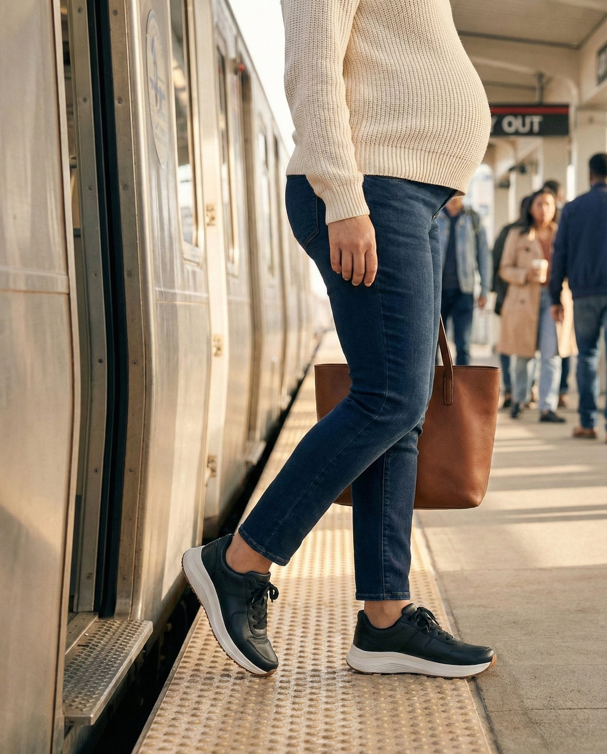 Orthofeet® | Stride | Schwarz Leder | Hands-Free Schuhe mit Fersendämpfung | Damen Schnürer